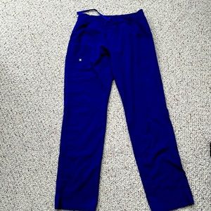 FIGS retired royal blue cargo scrub pant; ladies medium tall
